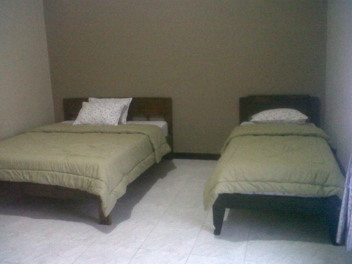 Cinnamon Guest House Bajawa Extérieur photo